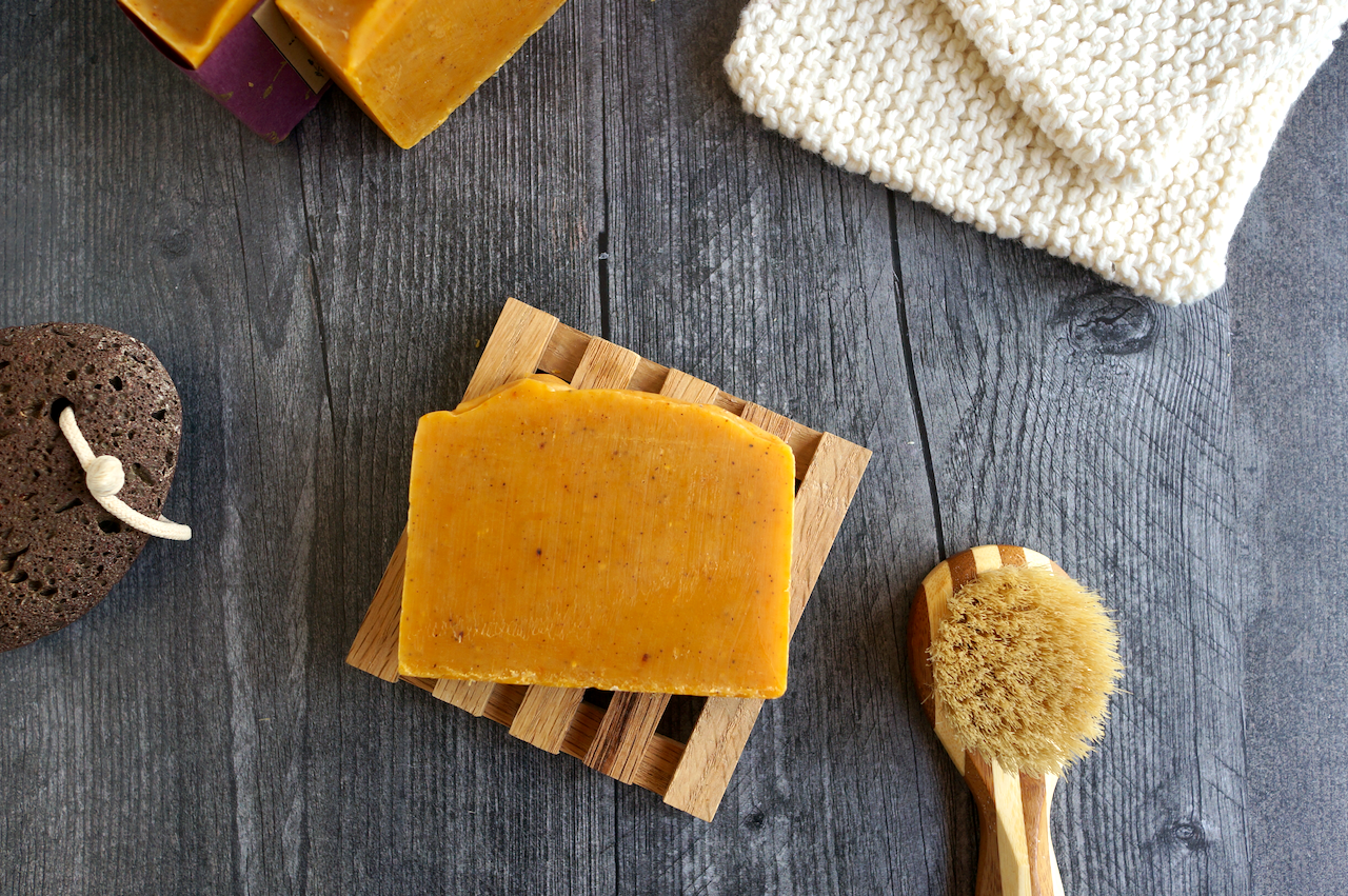 "The Enchantress" Ylang ylang, lavender, clove soap